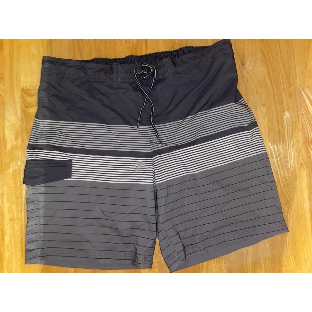 George Mens Swim Trunks XL (40-42)
